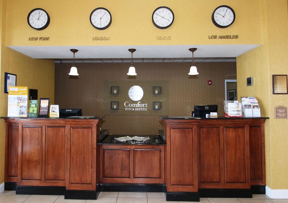Comfort Inn & Suites Franklin East Bagian luar foto