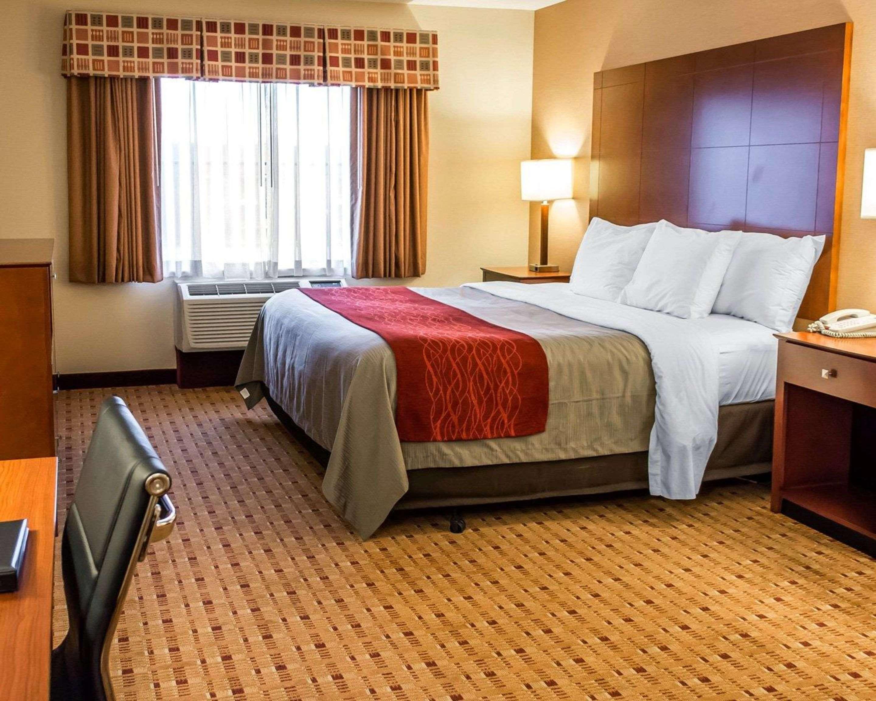 Comfort Inn & Suites Franklin East Bagian luar foto