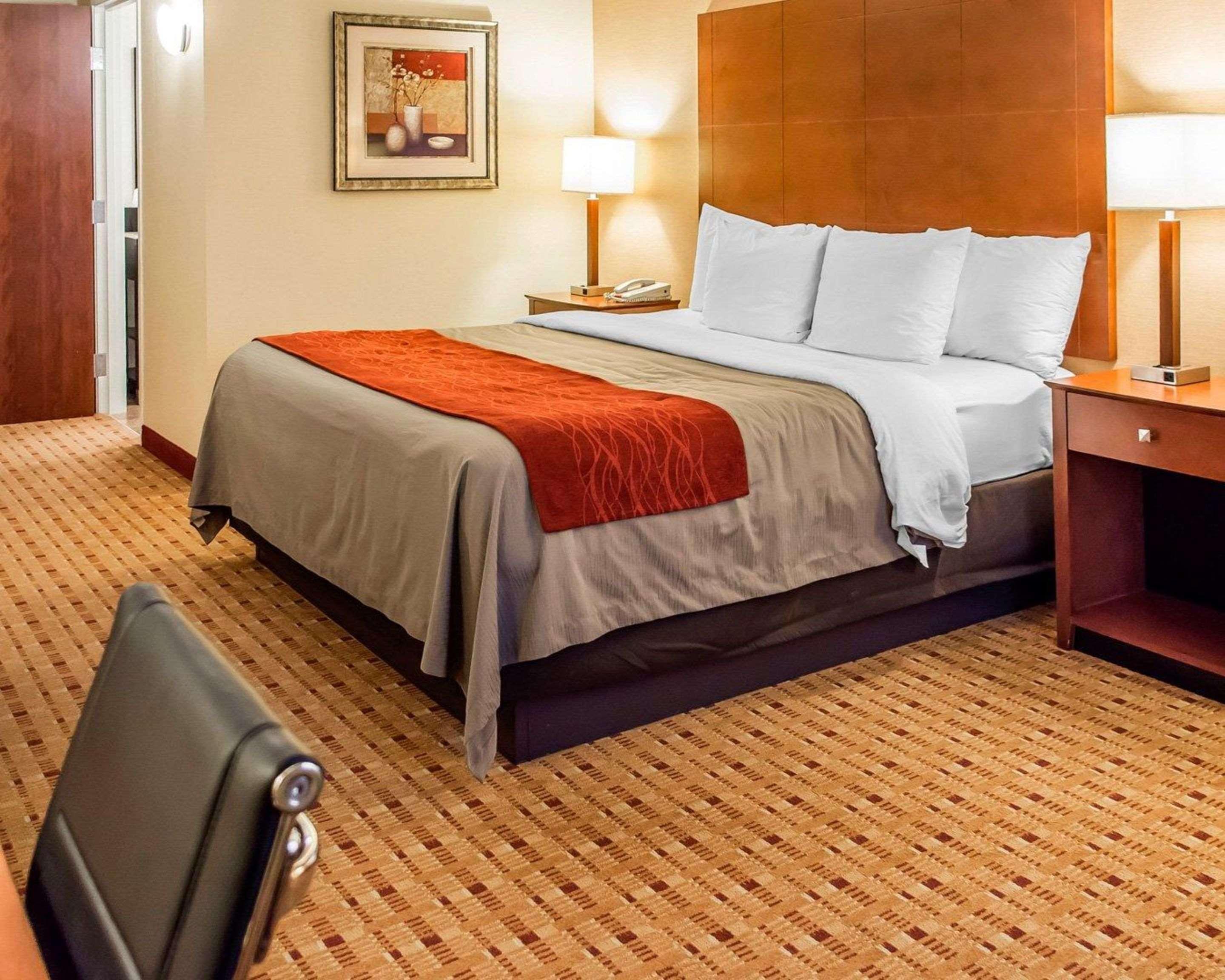 Comfort Inn & Suites Franklin East Bagian luar foto